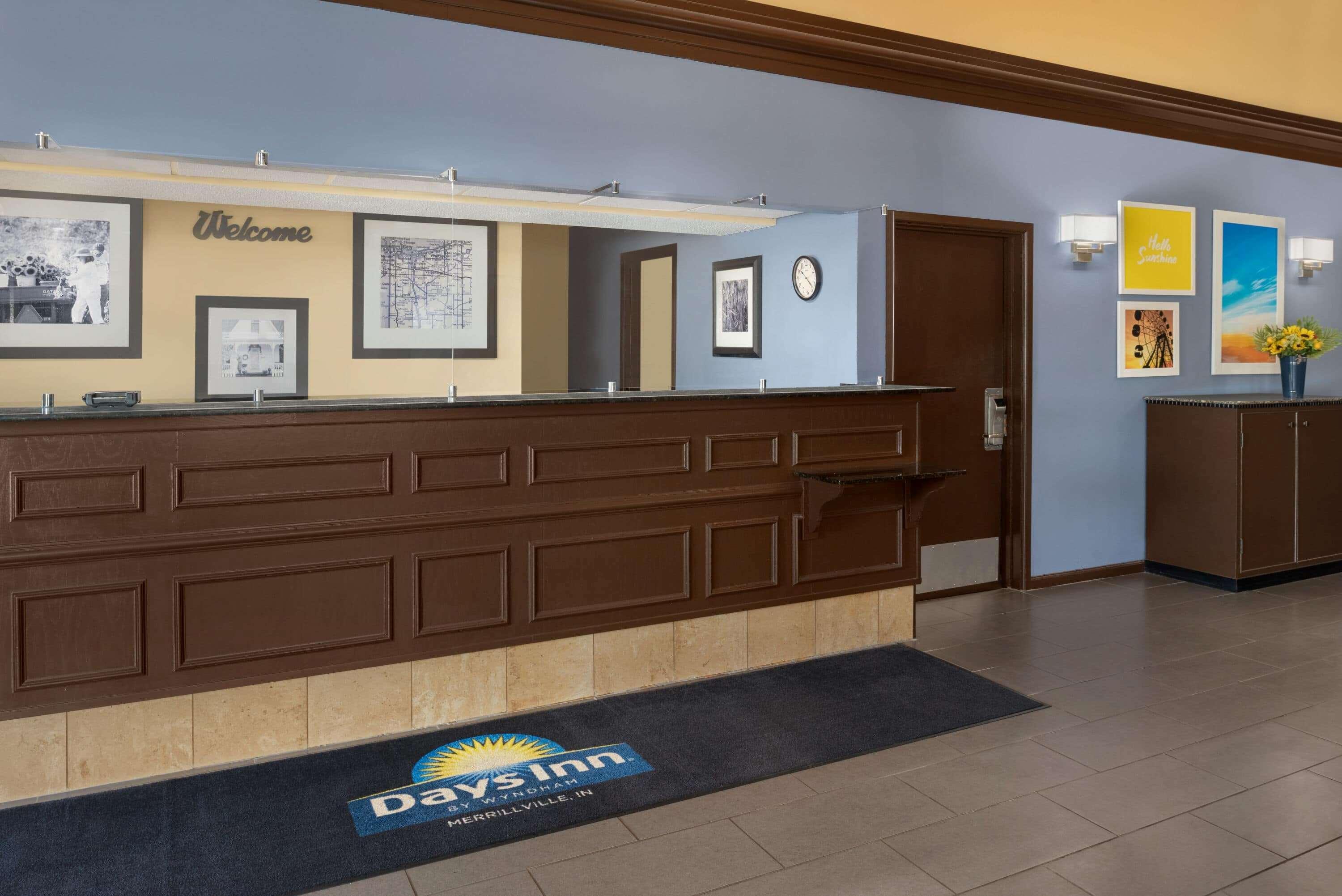 Days Inn & Suites By Wyndham Merrillville Eksteriør billede